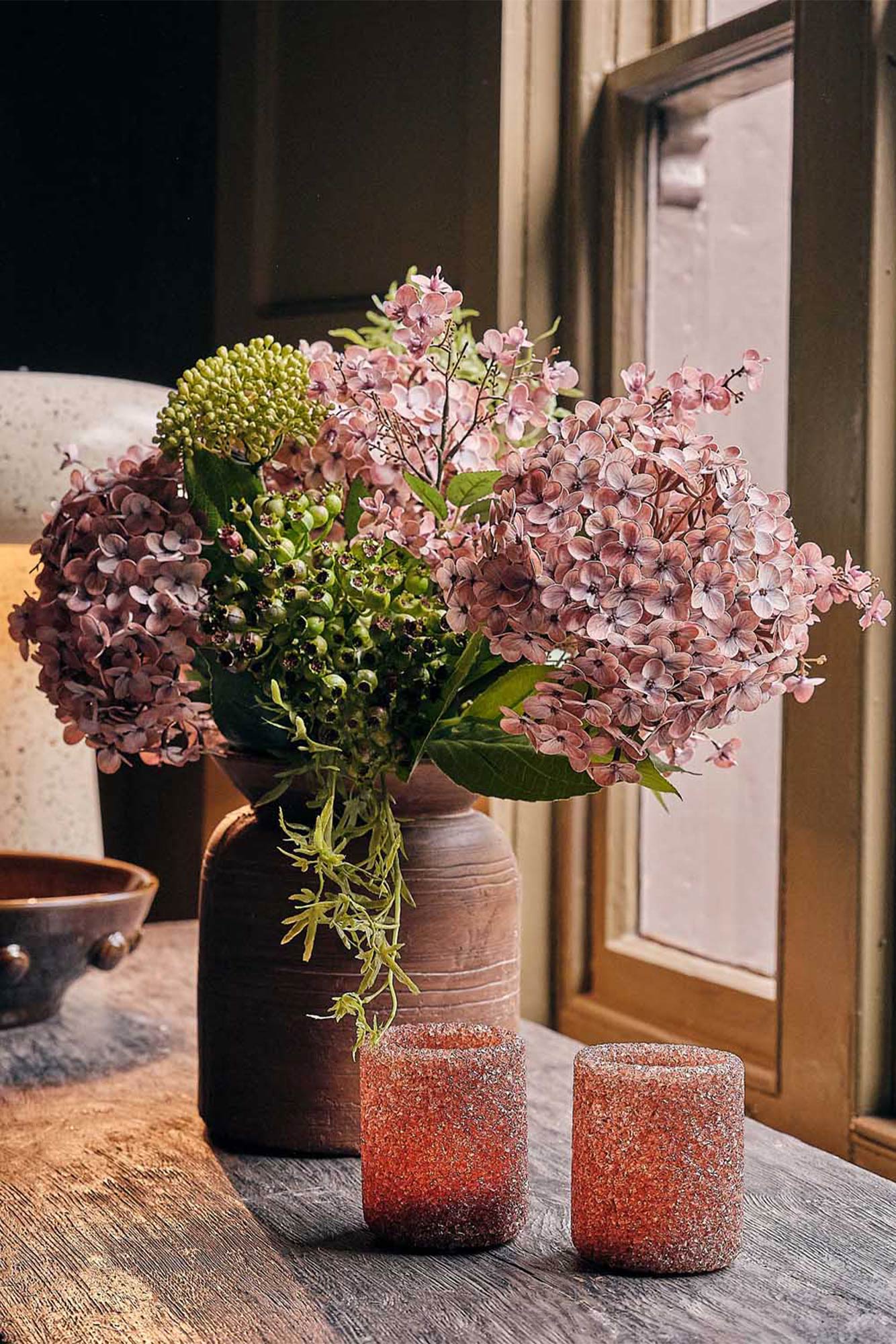 Bloomsbury Artificial Bouquet - Image 5