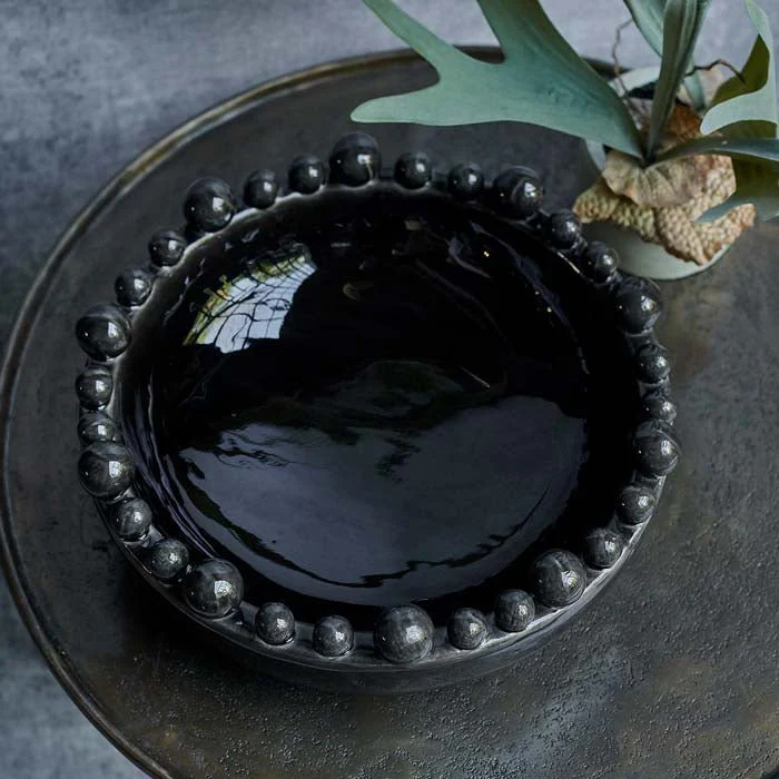 Bourton Bowl, Black