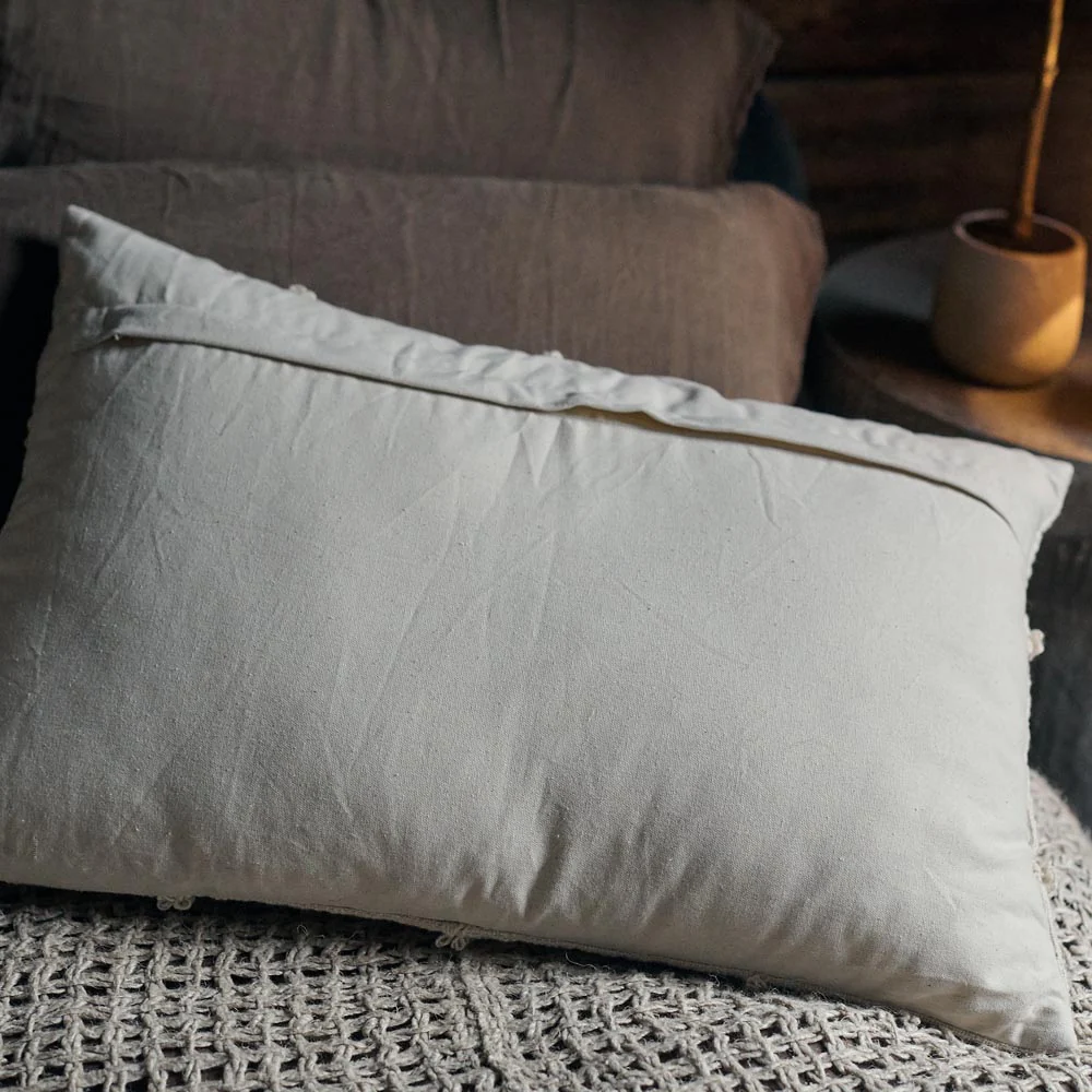 Carlin Tufted Cushion - Image 3