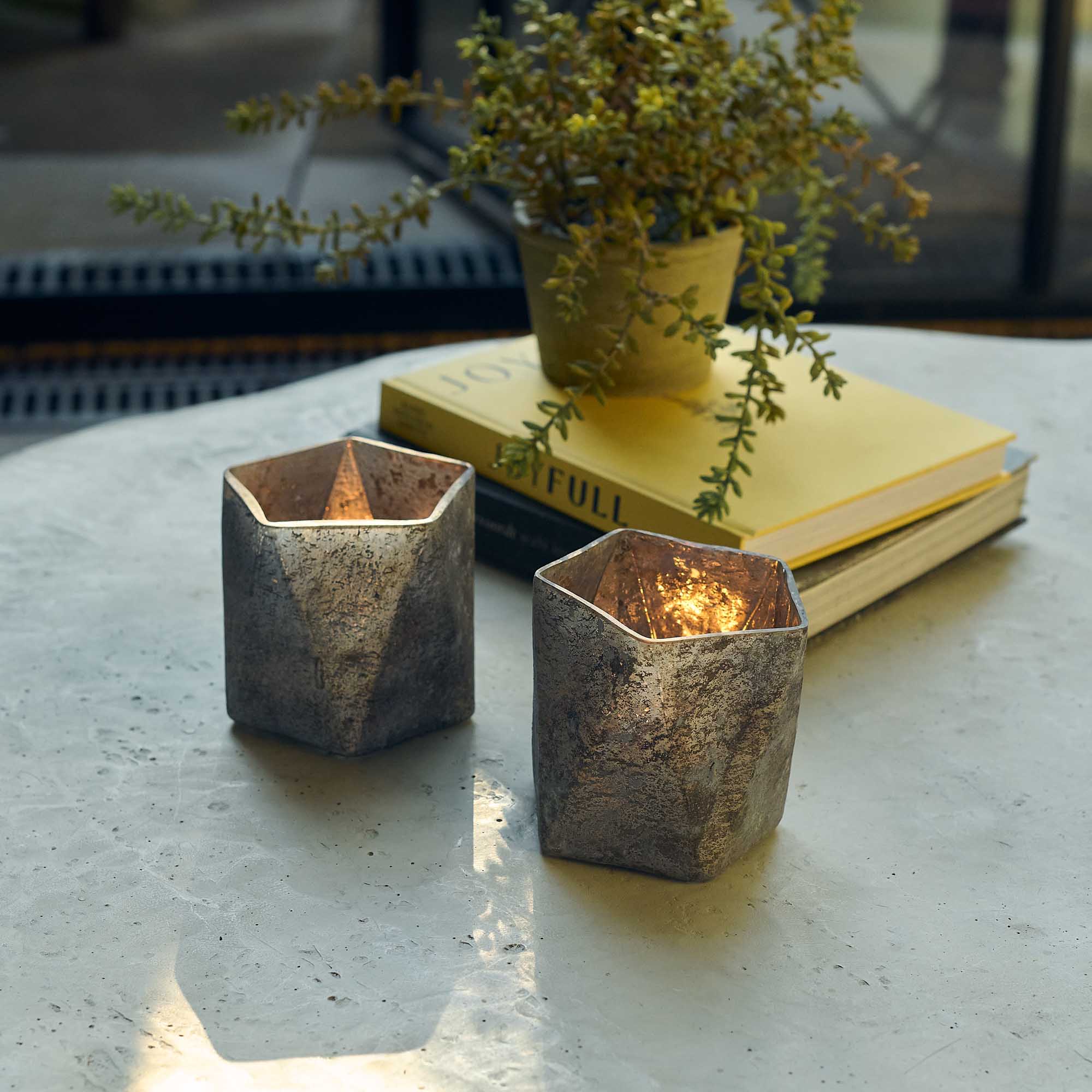 Evelyn Candleholder - Set of 2