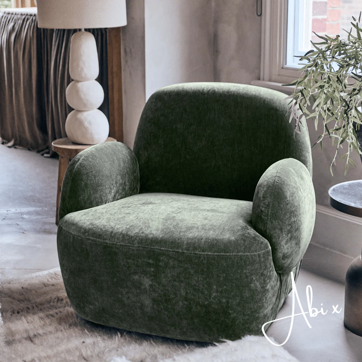 Natasha Curved Armchair - Image 5