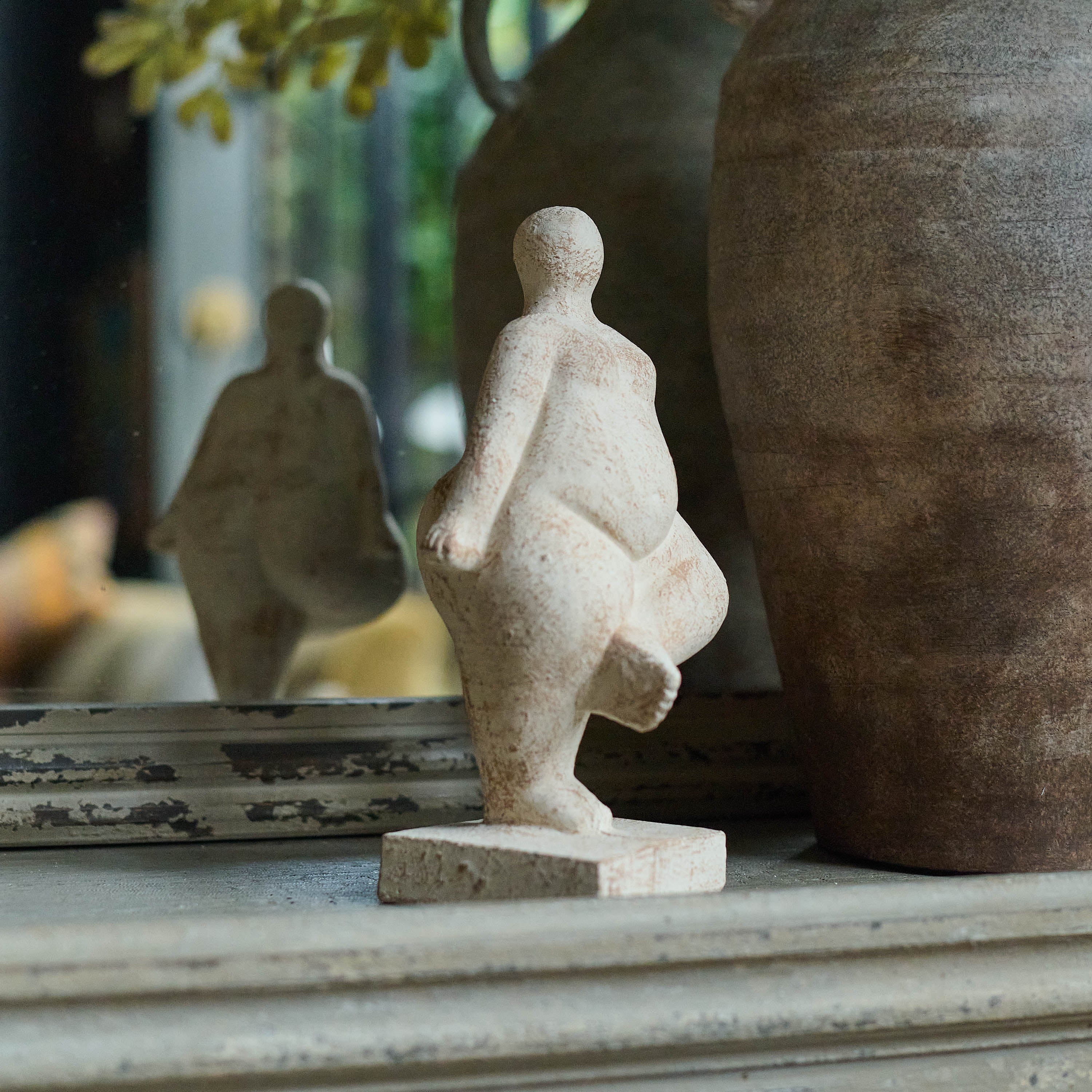 Rena Sculpture
