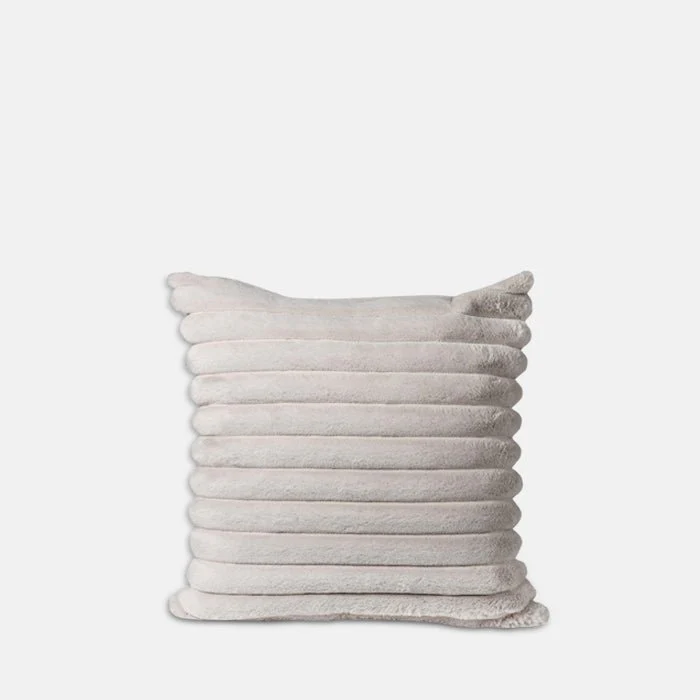 Reva Faux Fur Cushion - Image 4