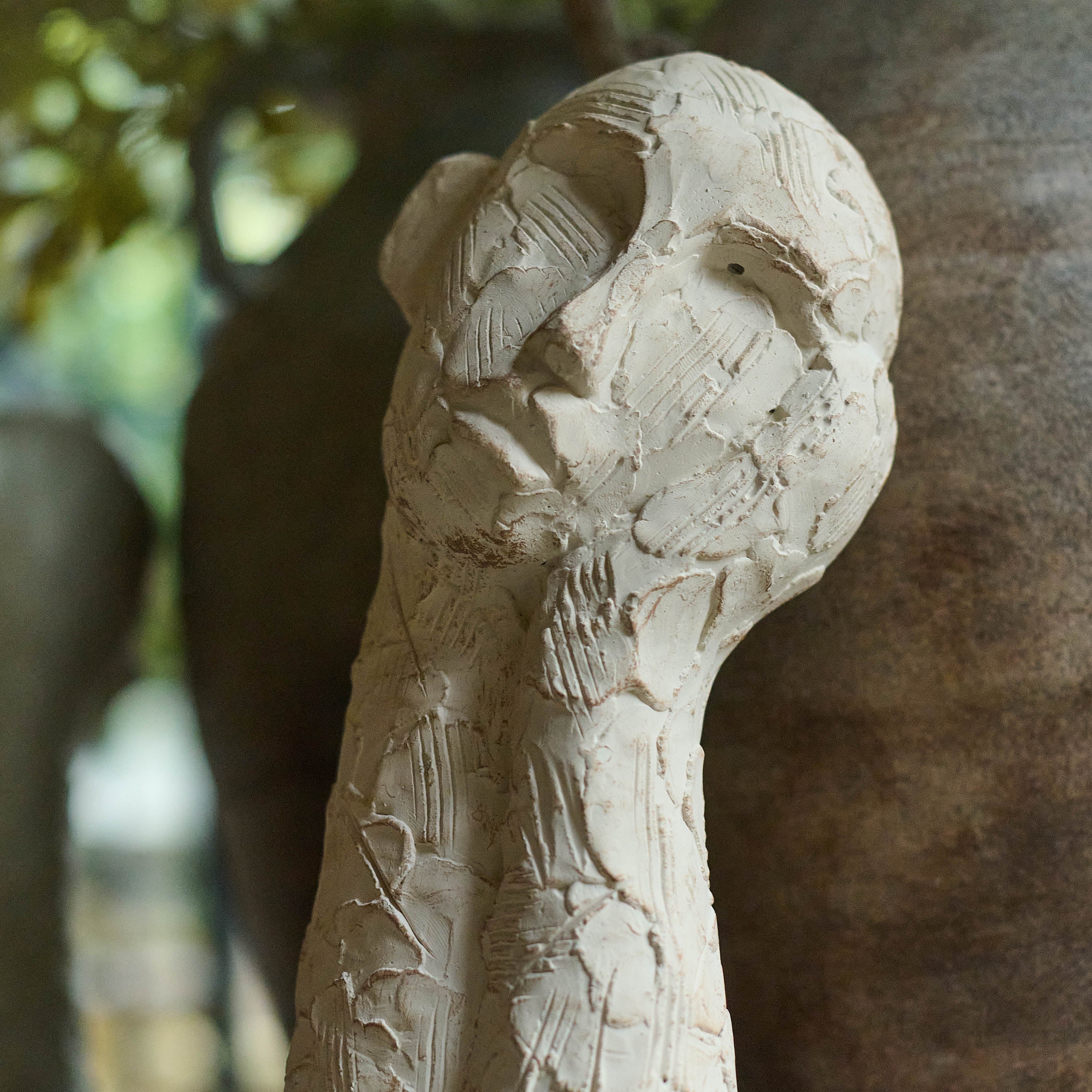Samai Sculpture, Cream