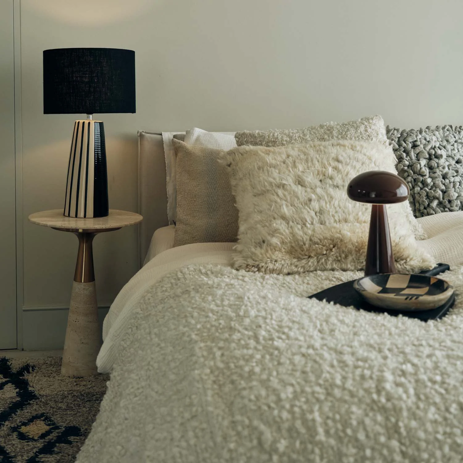 Tambo Ceramic Table Lamp - Image 2