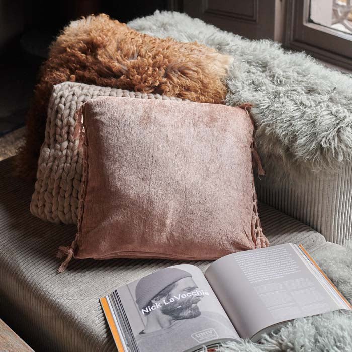 Uvero Cushion